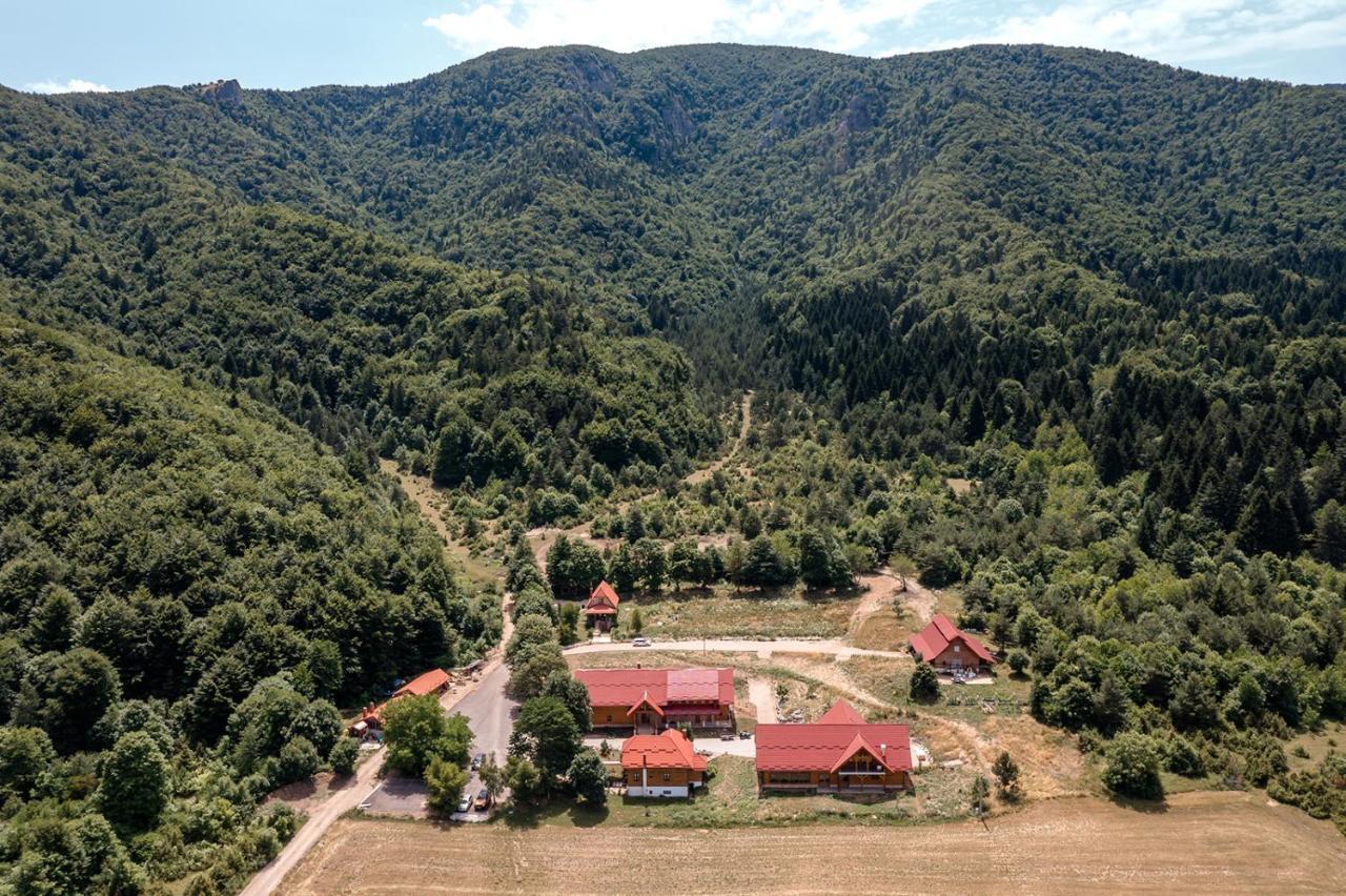 House Mrzlin Grad ξενώνας Korenica Εξωτερικό φωτογραφία